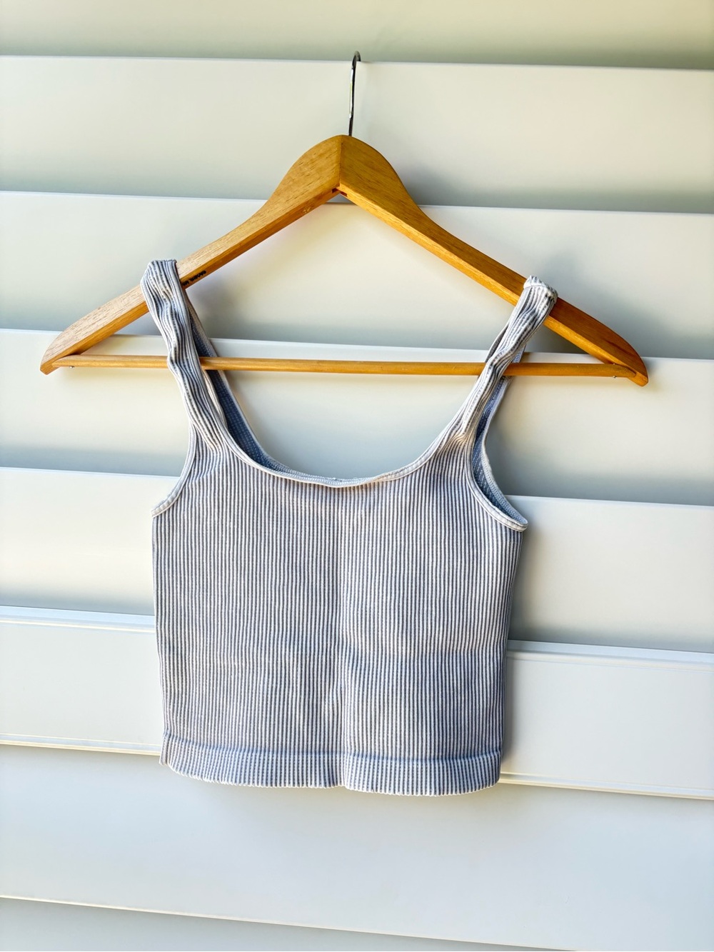 Ribbed Scoop Crop Tank Top - Light Gray